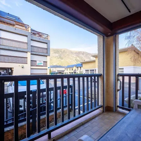 Accueillant 4 Personnes à Lary, Animaux Admis - Fr-1-296-455