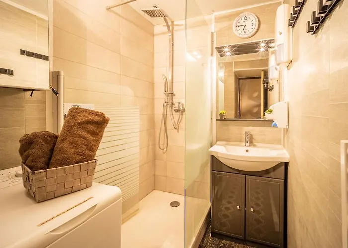 4 Pers A Lary Village, Animaux Admis - Fr-1-296-455 *